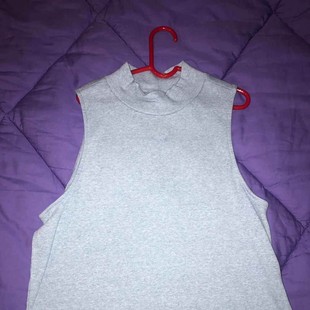 Muscle mockneck top